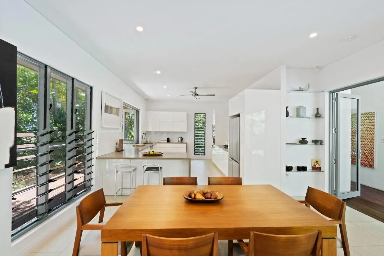 Holiday home Belle Escapes 60 Ocean Palm Cove Villa