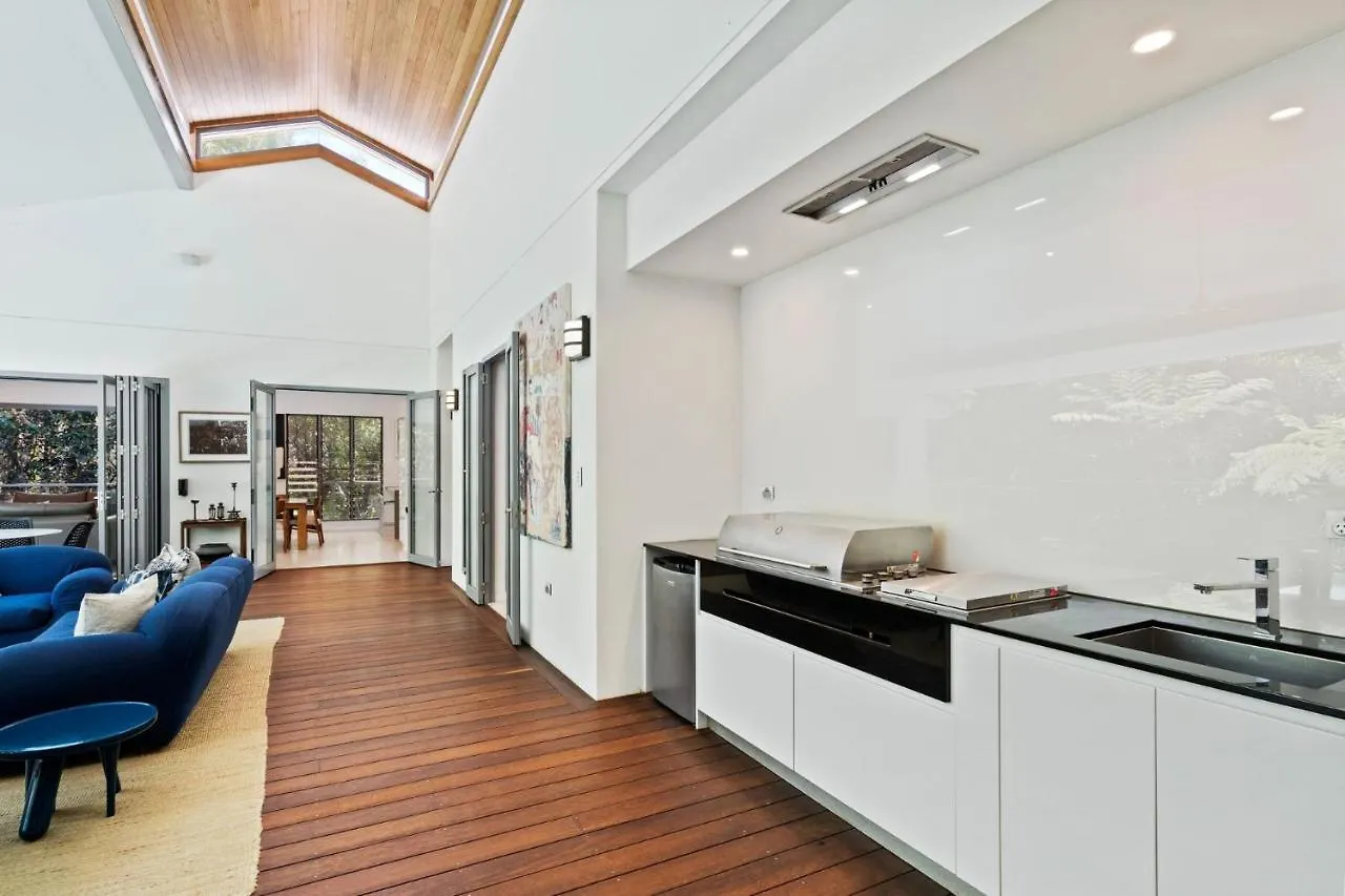 Belle Escapes 60 Ocean Palm Cove Villa Australia