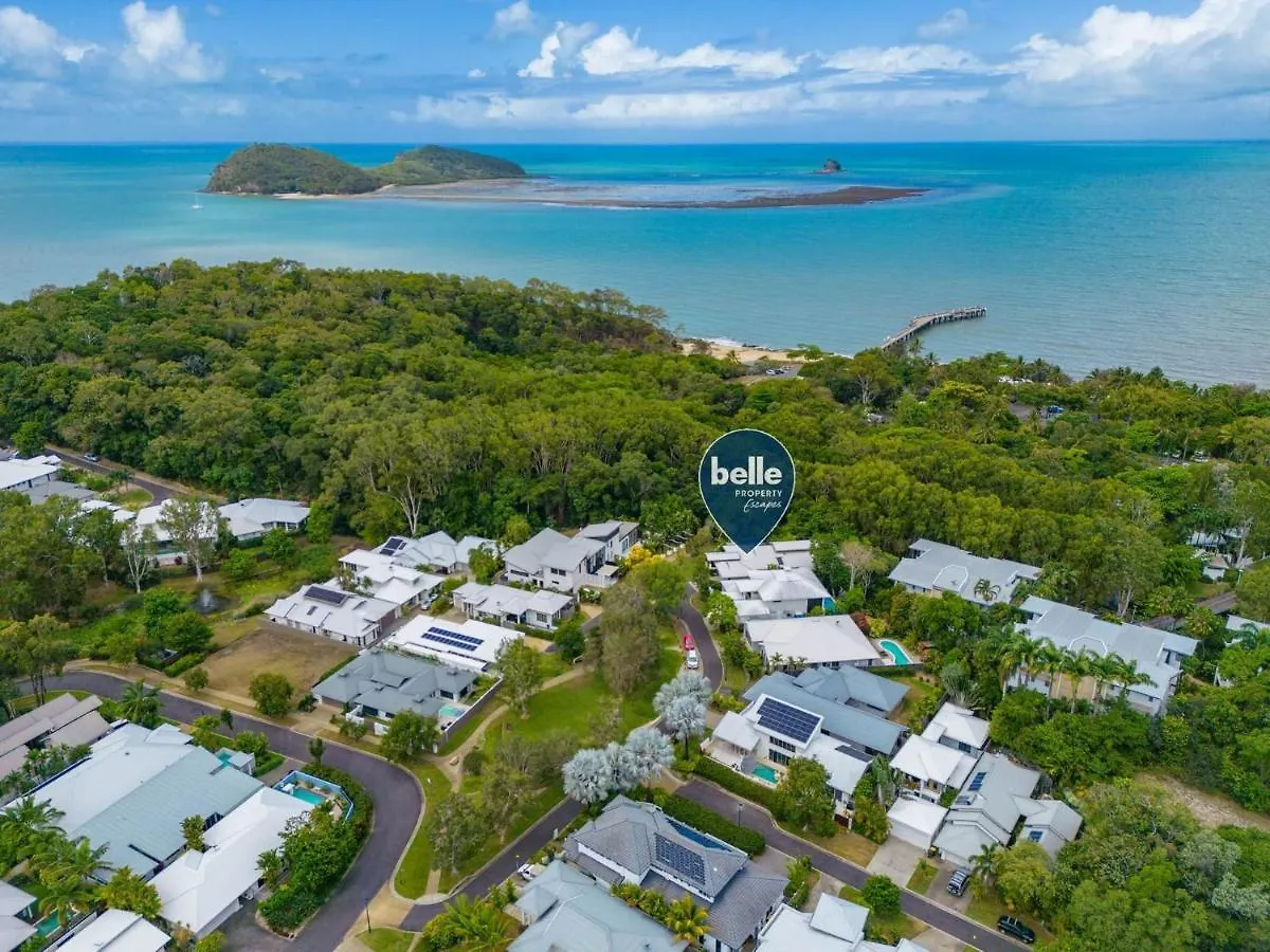 Belle Escapes 60 Ocean Palm Cove Villa Holiday home