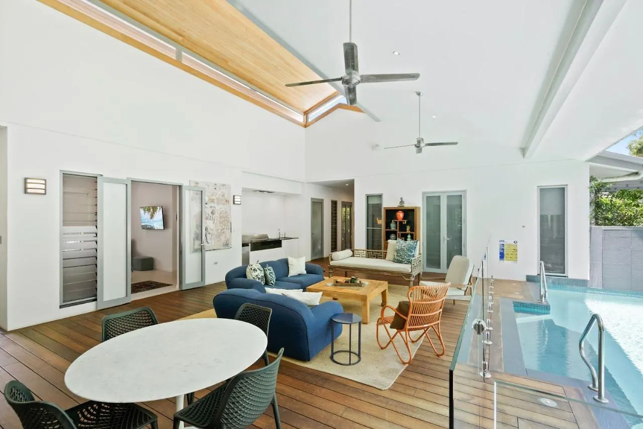 Holiday home Belle Escapes 60 Ocean Palm Cove Villa Australia